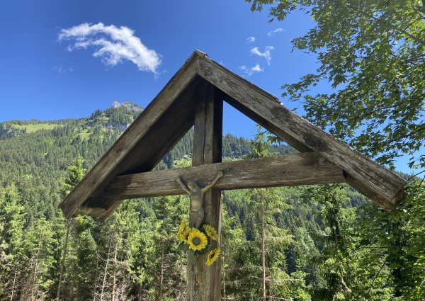 1721-tannheimertal-wegkreuz.jpg